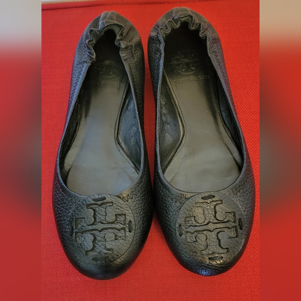 Tory Burch Black Leather Reva Flats